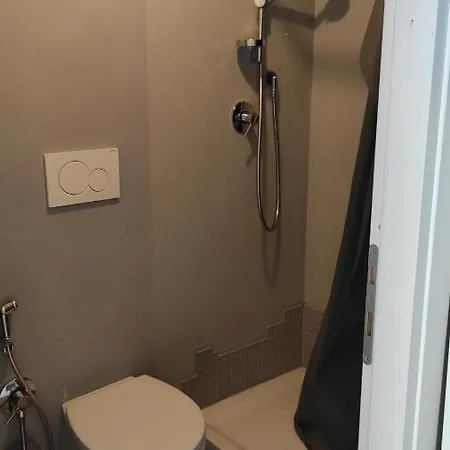 Con Bagno Rom